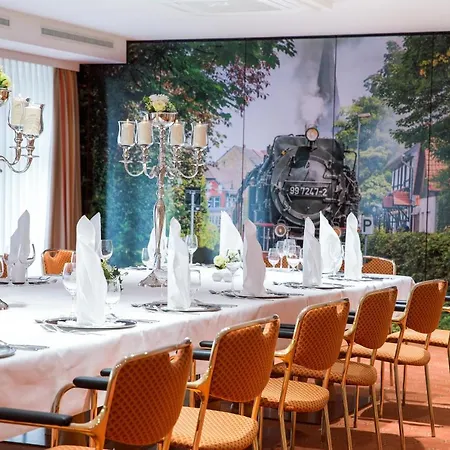 Ringhotel Weisser Hirsch 4*