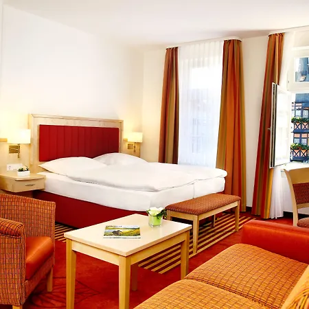 Ringhotel Weisser Hirsch 4*
