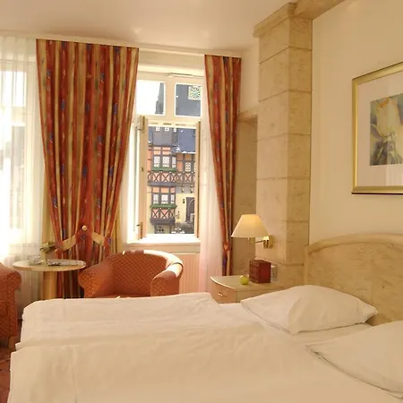 Ringhotel Weisser Hirsch Hotel 4*