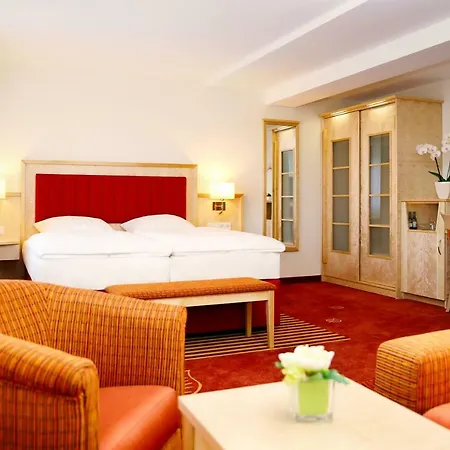 Ringhotel Weißer Hirsch 4*